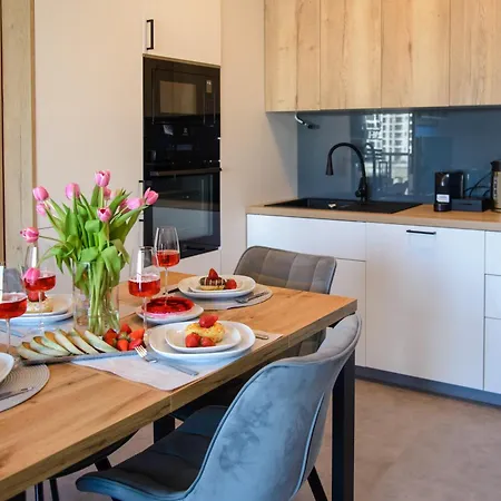 Maya's Flats & 104 - Letnica Apartment Gdansk