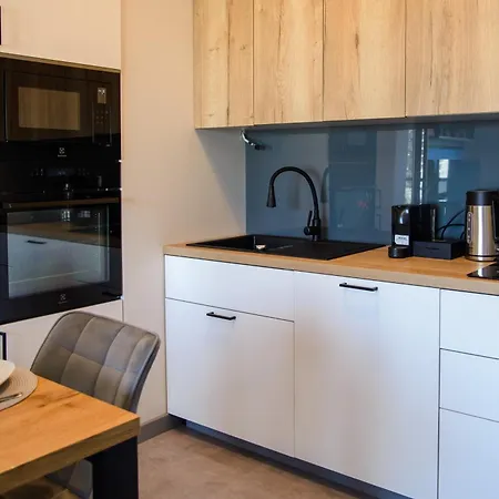 Apartment Maya's Flats & 104 - Letnica *